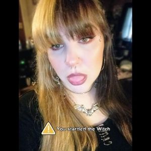 Meet your Posher, Lilly